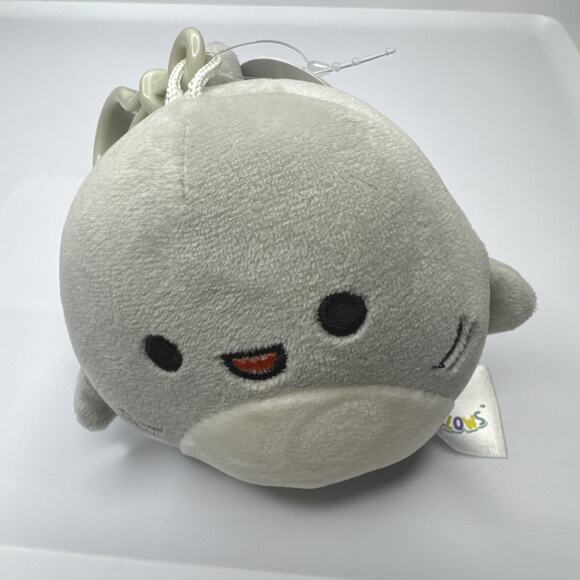 Squishmallows Other - NWT Squishmallows Clip On Gordon The Gray Finned Shark 3.5" Plush Soft Toy
